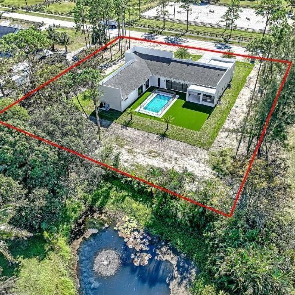 18231 W Sycamore Drive Loxahatchee, FL 33470